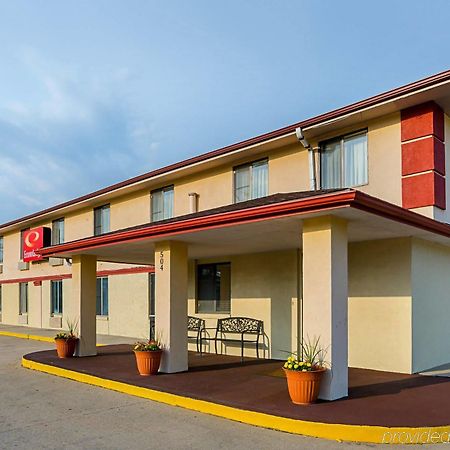 Econo Lodge Lansing - Leavenworth Екстер'єр фото